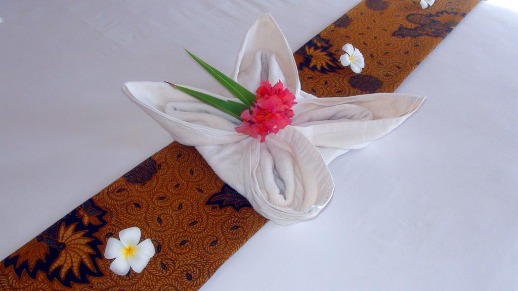 Star Sand Beach Resort Sekotong Exterior foto